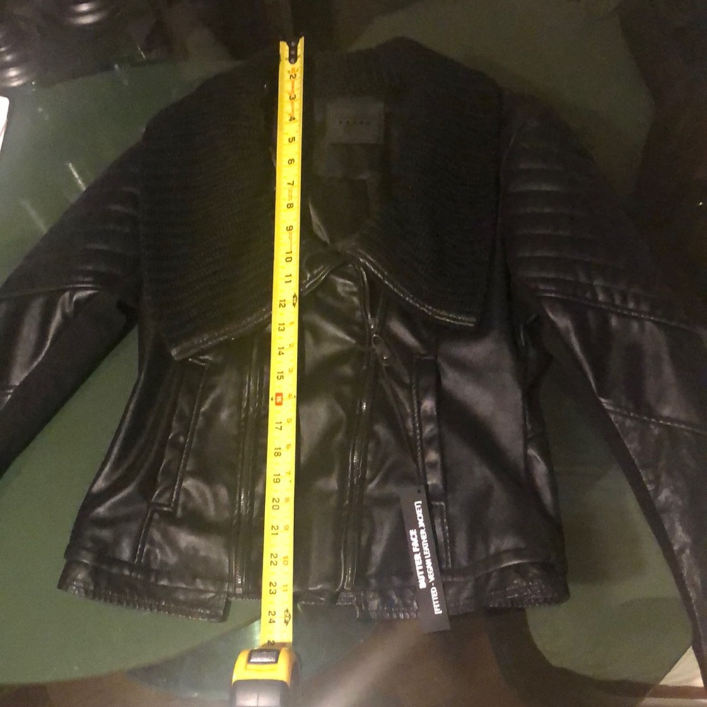 Blank - Vegan - Jacket - Black